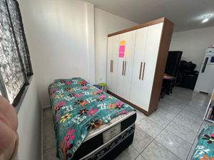 Image 3 - 921308