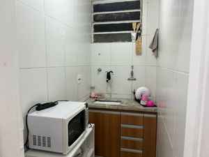 Image 13 - 921308