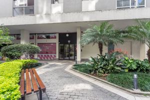 Image 23 - 921312