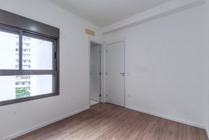 Image 34 - 921313