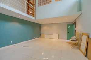 Image 20 - 921316