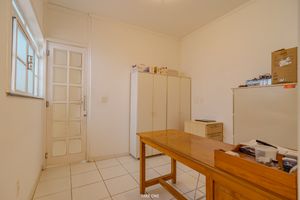 Image 15 - 921316