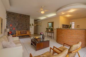 Image 3 - 921316