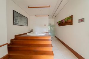 Image 38 - 921322