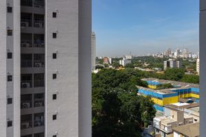 Image 20 - 921329