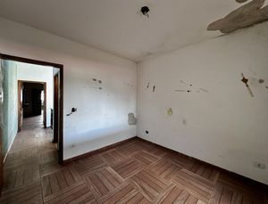 Image 61 - 921330