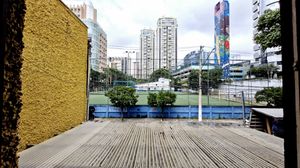 Image 18 - 921332