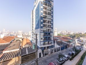 Image 18 - 921352