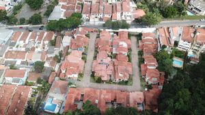 Image 68 - 921361