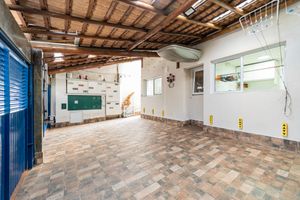 Image 85 - 921365