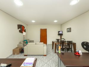 Image 4 - 921367