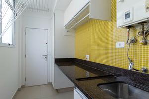 Image 32 - 921369