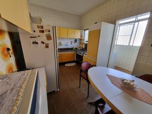 Image 38 - 921372