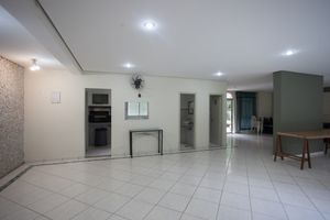 Image 34 - 921374