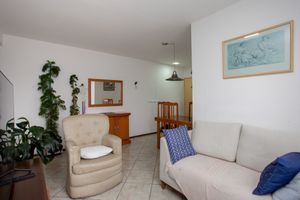 Image 3 - 921374