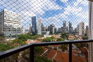 Image 15 - 921376