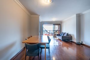 Image 3 - 921376