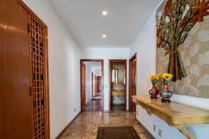 Image 8 - 921380