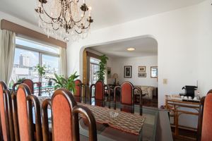 Image 11 - 921380
