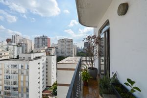 Image 15 - 921380