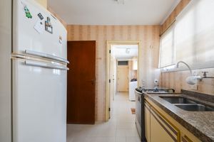 Image 37 - 921380