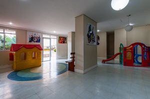 Image 41 - 921392