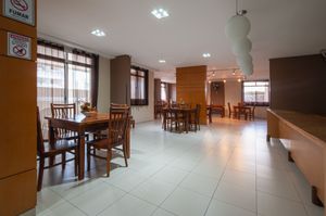 Image 49 - 921392