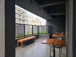 Image 26 - 921395