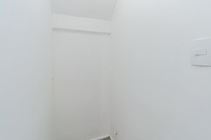 Image 33 - 921404
