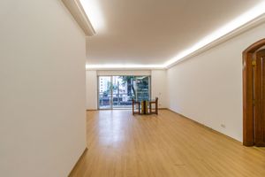Image 3 - 921407
