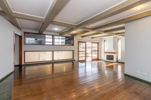 Image 13 - 921418