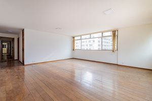 Image 4 - 921420