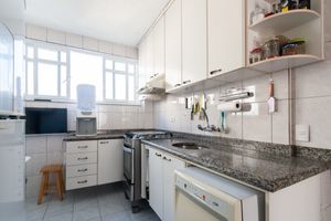 Image 21 - 921422