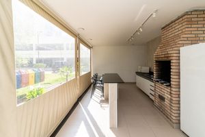 Image 17 - 921426