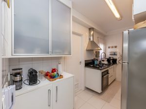 Image 29 - 921433