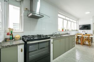 Image 35 - 921434