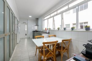 Image 33 - 921434