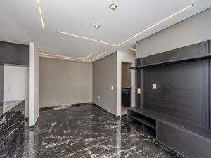 Image 3 - 921437