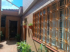 Image 28 - 921443