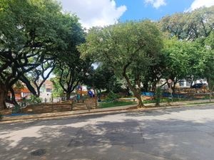 Image 2 - 921443