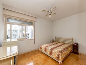 Image 19 - 921446