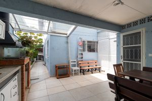 Image 9 - 921447