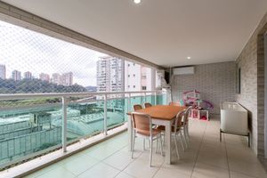Image 4 - 921452