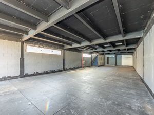 Image 30 - 921474