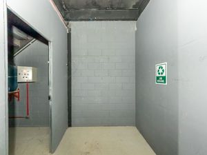 Image 39 - 921474