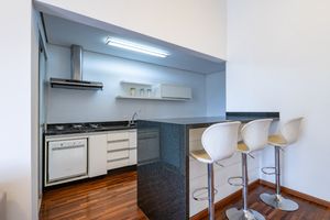 Image 30 - 921476