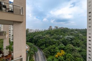 Image 36 - 921476