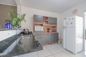 Image 3 - 921477