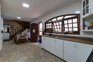 Image 22 - 921485
