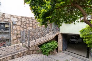 Image 46 - 921485